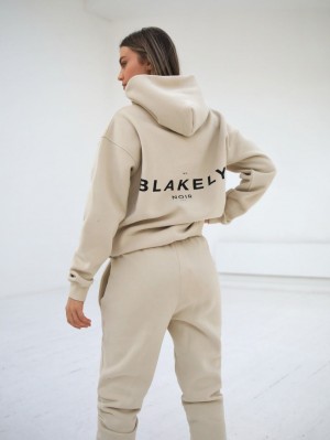 Blakely Noir II Women's Relaxed Hoodie Beige | DPC526187