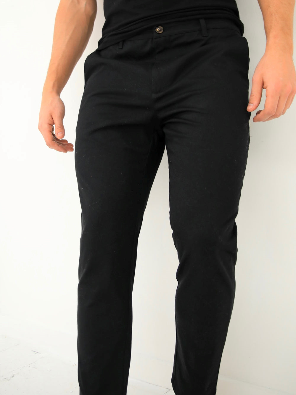 Blakely Cavill Slim Fit Tailored Chinos Schwarz | QLP913625