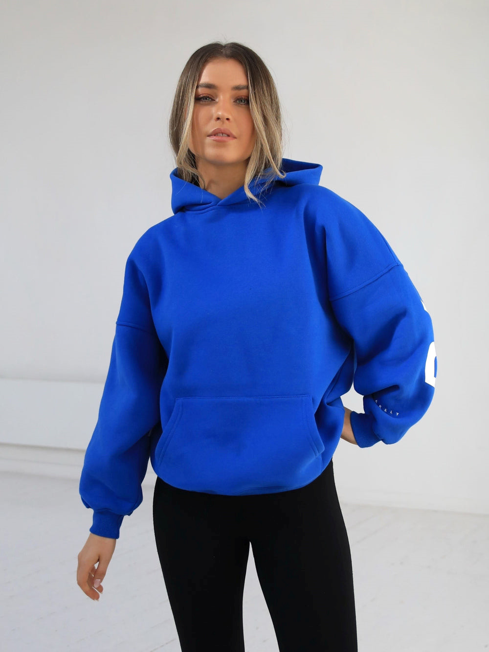 Blakely Members Isabel Oversized Hoodie Blau | MIR098726