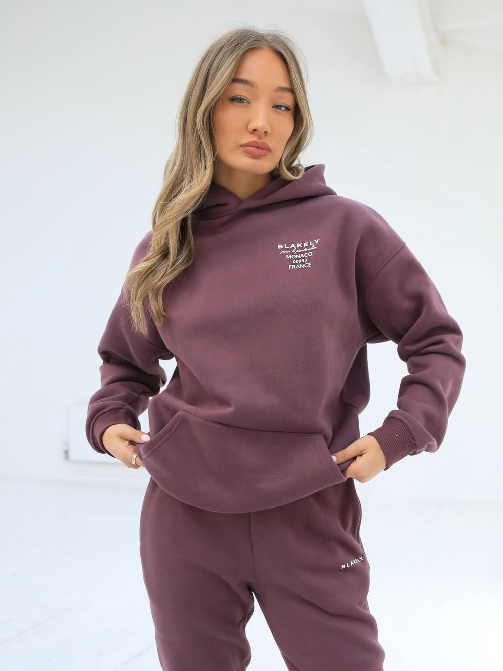 Blakely Monaco Women's Relaxed Hoodie Bordeaux | NZH148325