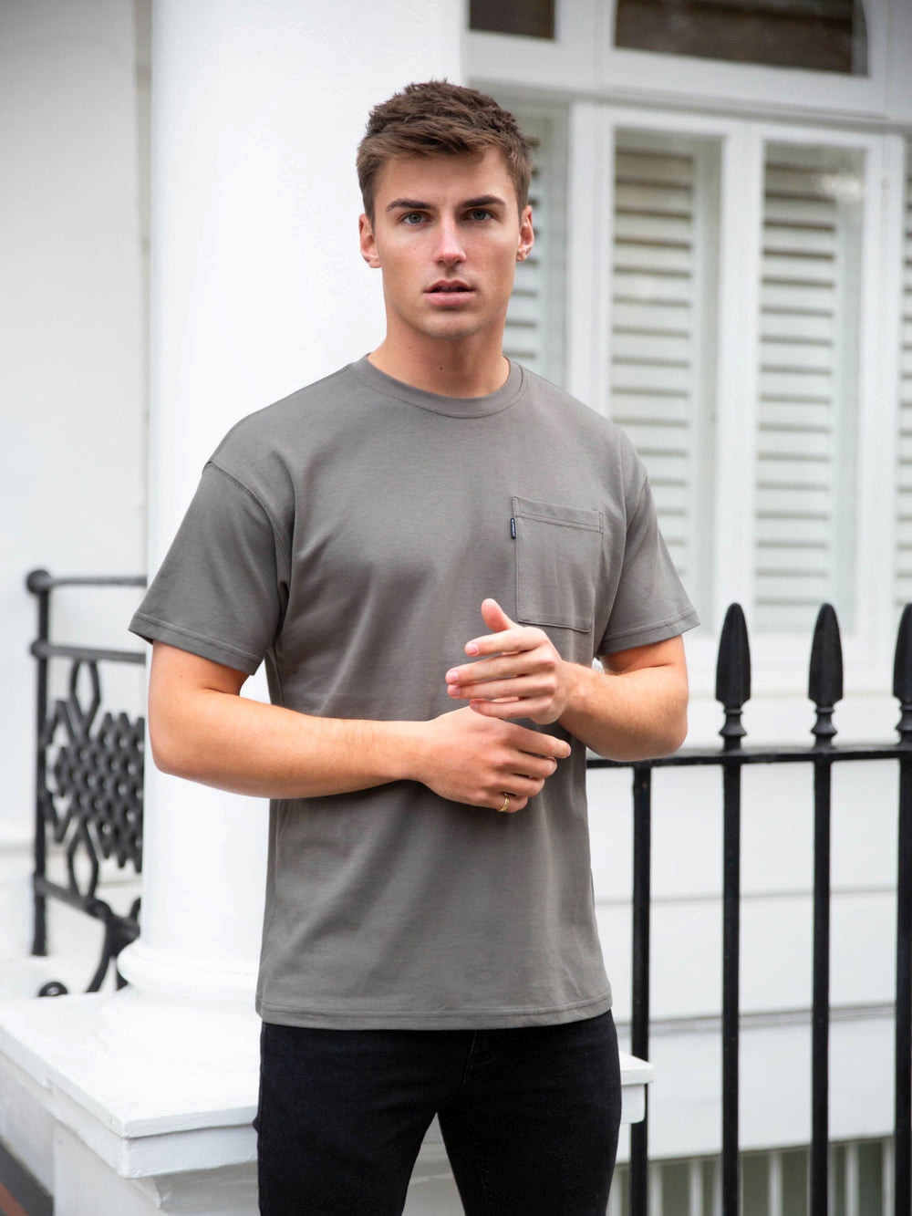 Blakely Relaxed Pocket T-Shirt Charcoal | UFI853914