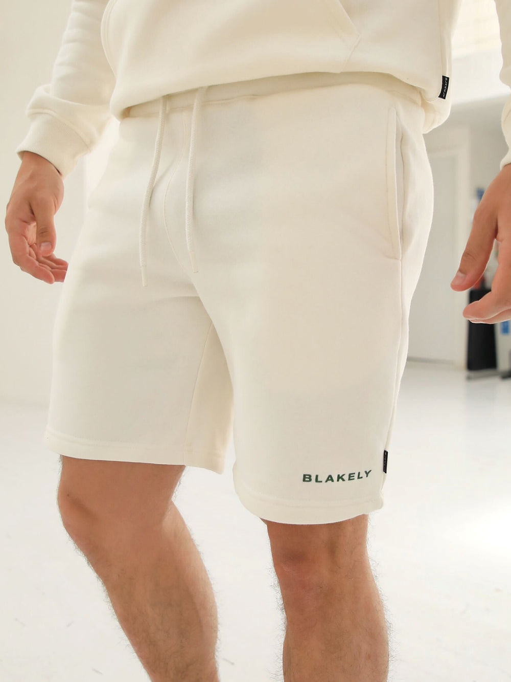 Blakely Riviera Initial Jogger Shorts Ivory | OVQ284570