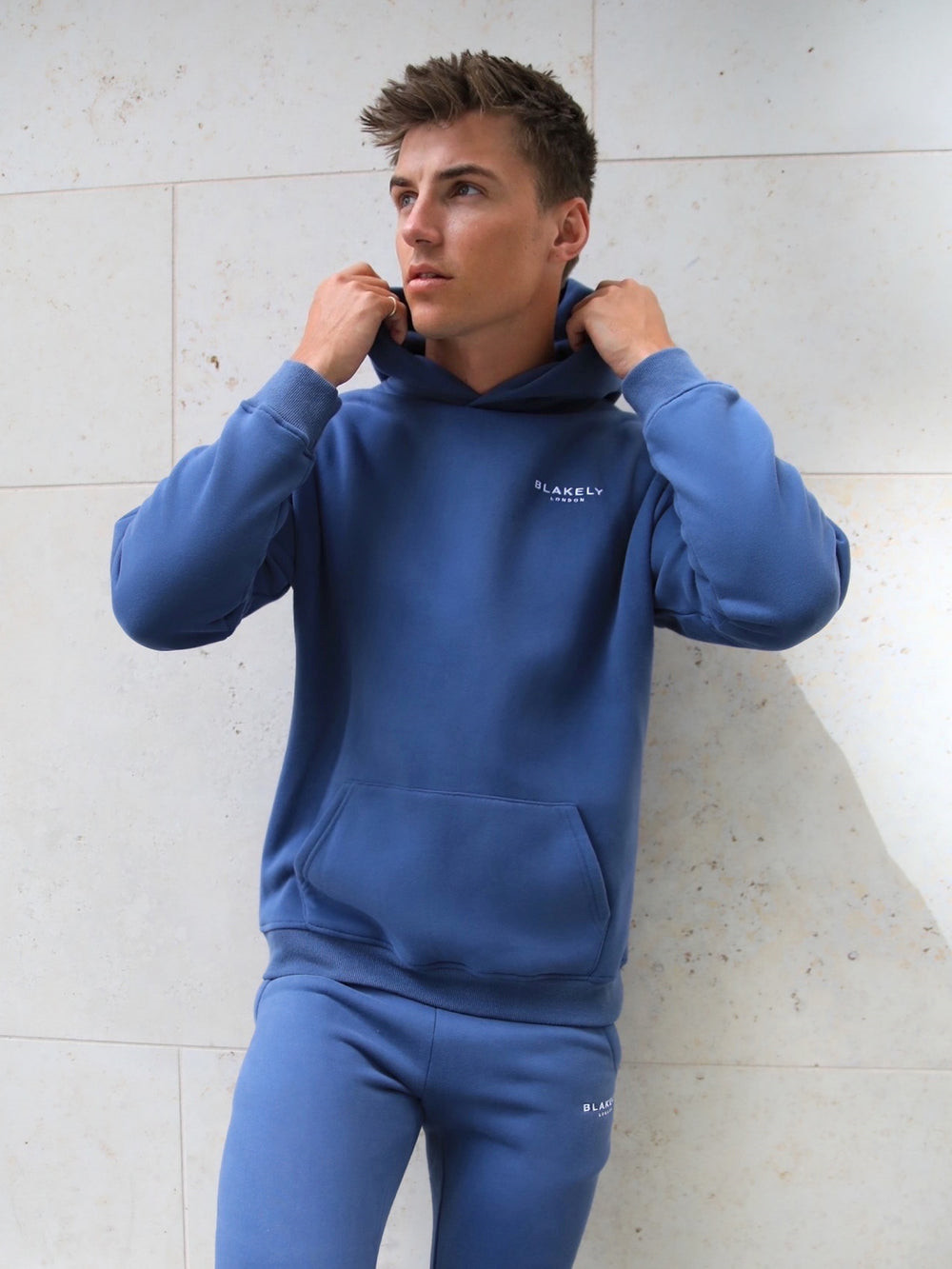 Blakely Universal Relaxed Hoodie Blau | QJA268074